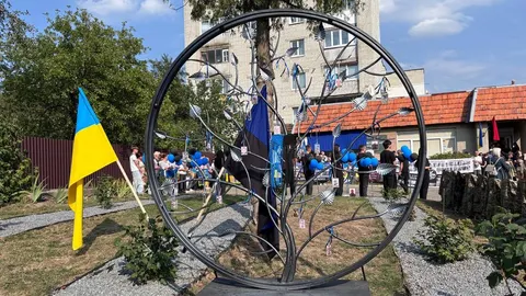 «Дерево надії» у Моршині: пам'ять про зниклих безвісти воїнів