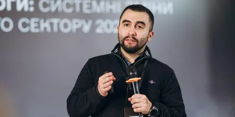 Жумаділов залишає АОЗ: Ніколаєнко каже, що керівник «допрацьовує останні тижні»