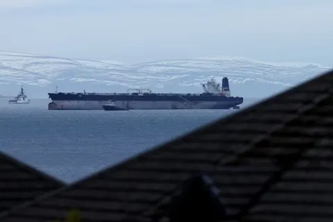 США здали на металобрухт два захоплені російські танкери