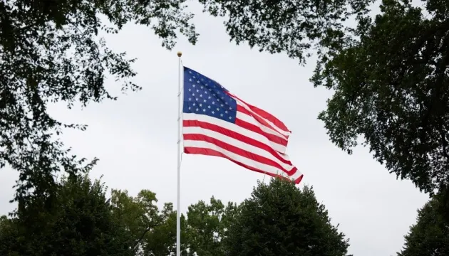 США готують безпрецедентне анулювання віз для 200 000 іноземців