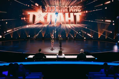 Дніпровські школярі підкорили «Україна має талант» номером на повітряних ременях