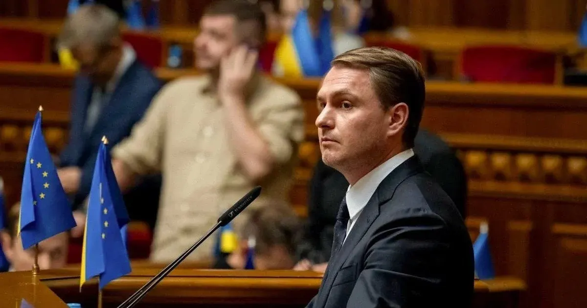 Скандал «Карфаген»: генеральний прокурор Кравченко подав у відставку