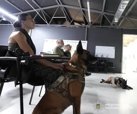 У Львові стартувало навчання для ветеранів із собаками-помічниками