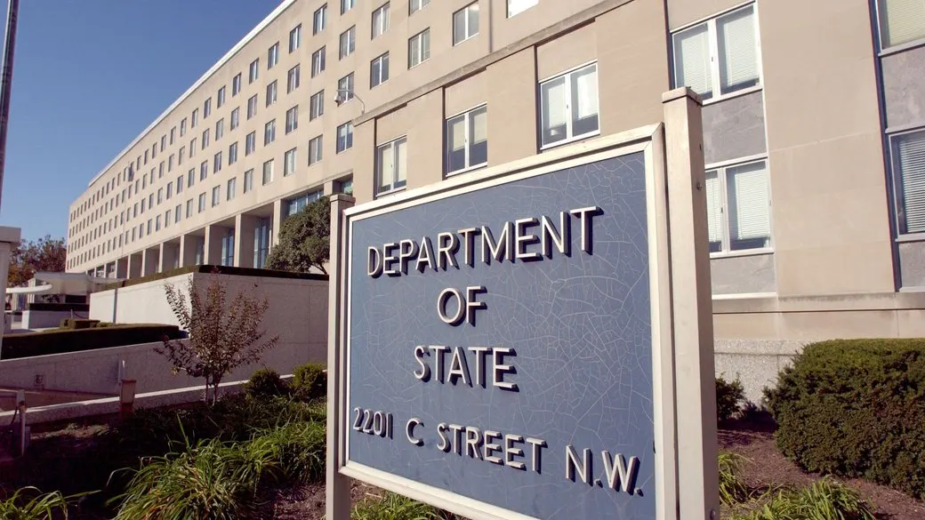 США призупинили розгляд імміграційних віз: що відомо