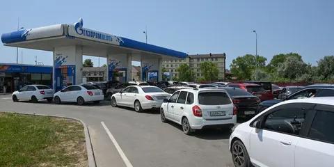 У Росії та Криму запроваджують ліміти на пальне через дефіцит після ударів по НП
