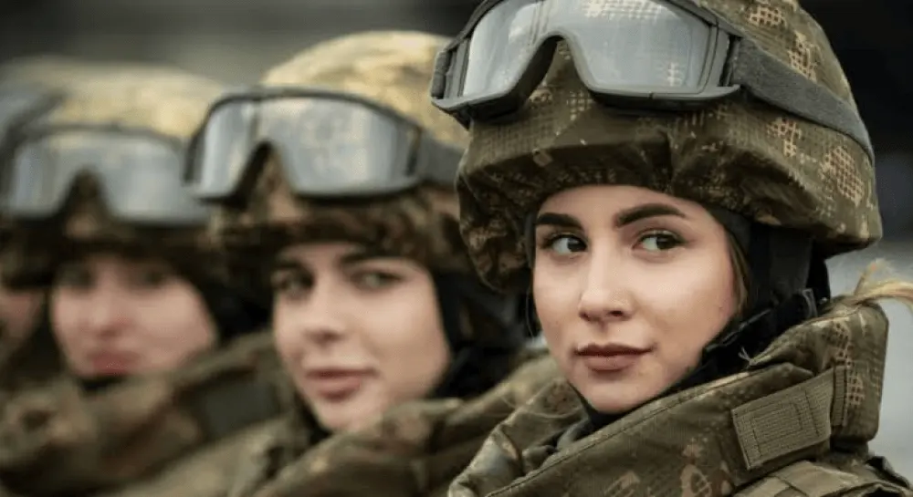 У Раді розповіли, чи планують мобілізувати жінок