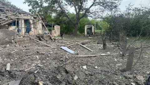«ФАБ-250» по Біленькому та дрони по містах: на Донеччині загинув чоловік, семеро