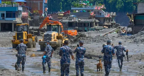 Повінь у Непалі: 165 загиблих, серед зниклих — 55 українців