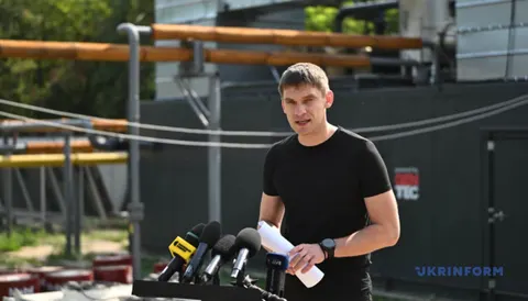 «Патріотизм вичерпається»: голова Запорізької ОВА про зарплати лікарям