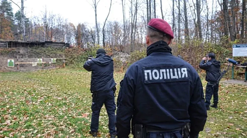 На Буковині стрілятимуть: поліція просить триматися далі від полігону