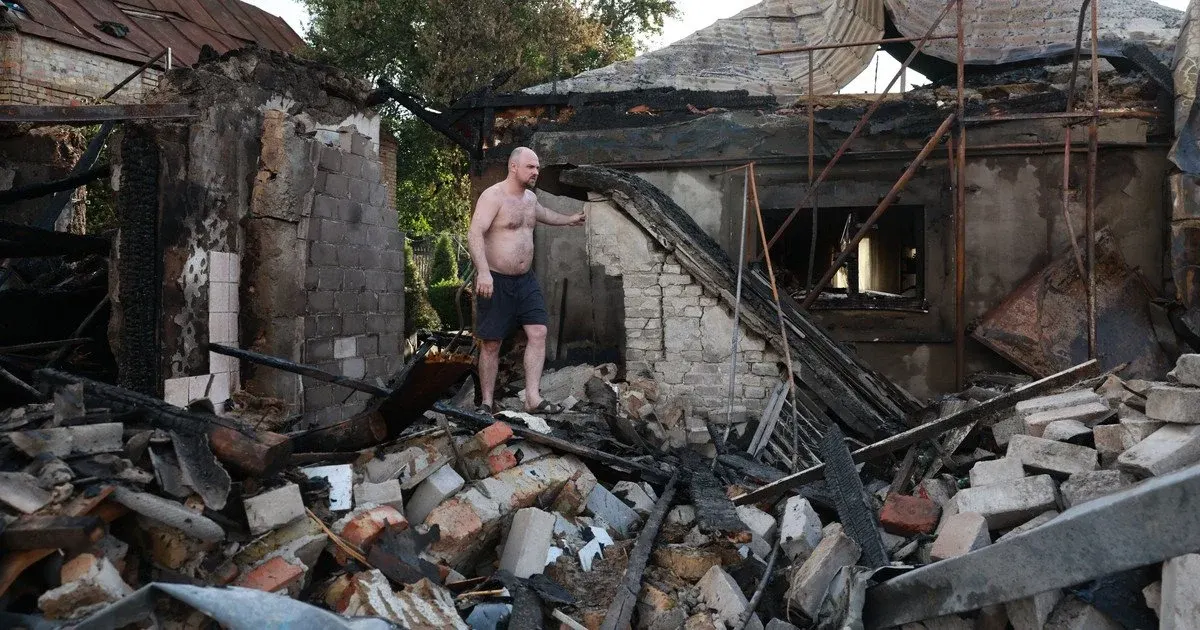 Майже половина українців прогнозують завершення війни не раніше 2027 року