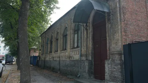У Сумах історичний будинок розібрали до фундаменту: що кажуть власниця та архіте