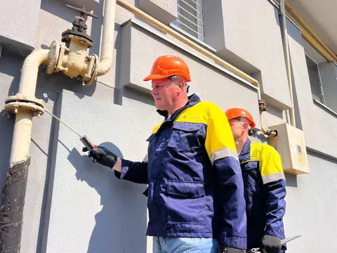 Четверо газовиків щодня рятують лучан від витоків газу: як це працює