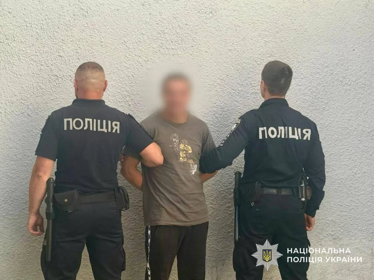 На Рахівщині 22-річний нападник побив і душив 83-річну пенсіонерку