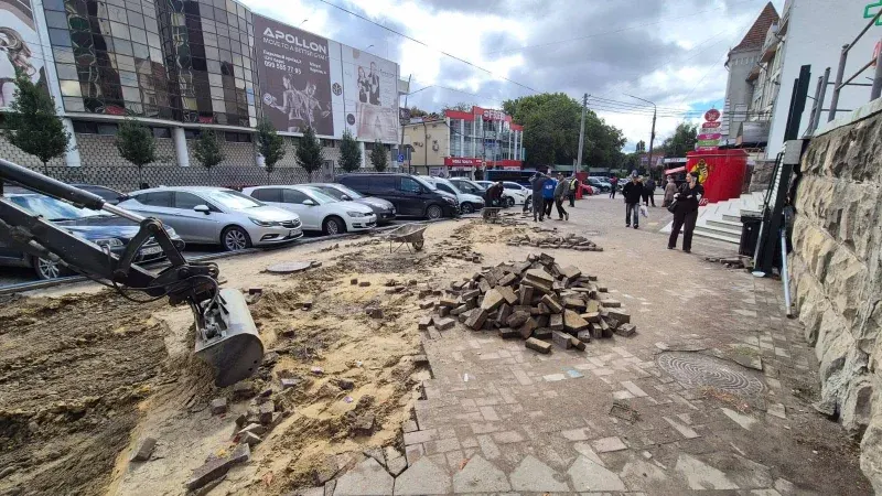 У Чернівцях біля «Формаркету» з'являться нові тротуари та велодоріжки