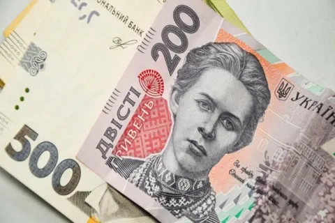 Деякі українці у вересні отримають більші пенсії: хто саме і скільки