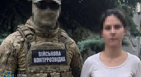 У Дніпрі затримали 17-річну дівчину, яка наводила удари РФ на військові об'єкти