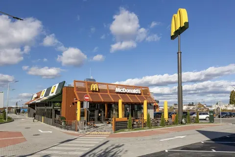 McDonald's пояснив зникнення популярних страв: причина — повітряні тривоги
