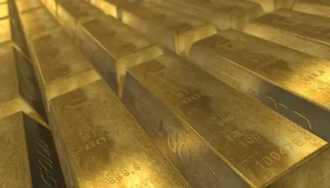 Центробанки різко скоротили закупівлю золота: мінімум за 15 років
