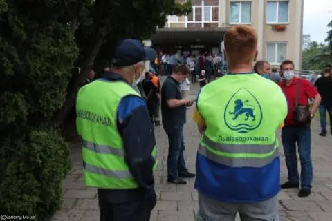 У Львові через спеку можуть бути перебої з водою ввечері
