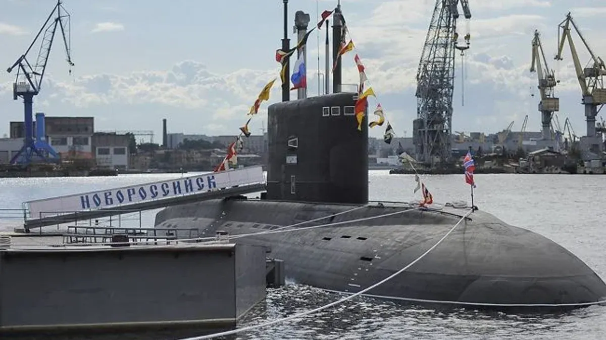 Біля Шпіцбергена помітили російські субмарини: що відомо