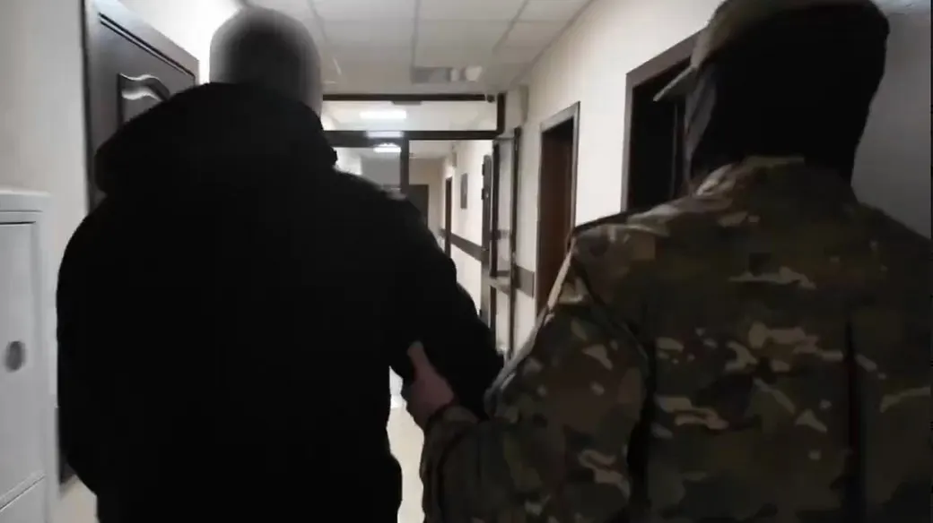 У Севастополі окупанти судитимуть 18-річного юнака за пости в інтернеті