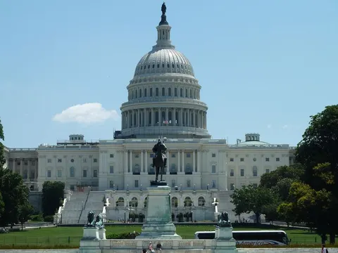 США анонсували "найжорсткіші санкції в історії" проти Ірану: що відомо