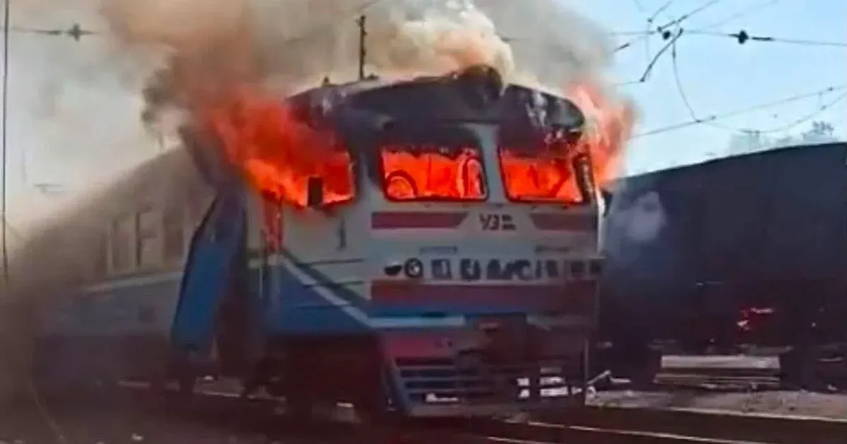 Удар по електричці на Харківщині: загинула пасажирка, є поранені