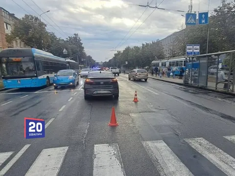 У Вінниці Hyundai збив дівчину, яка переходила дорогу на червоне