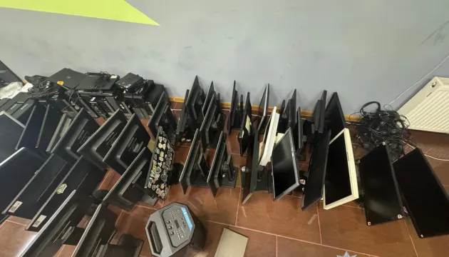 В Україні за тиждень закрили 94 шахрайські кол-центри