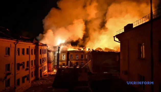 Ніч під ударами дронів у Запоріжжі: постраждали шестеро людей