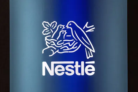 Кремль забрав активи Nestle та Auchan під свій контроль, компанія обіцяє працюва