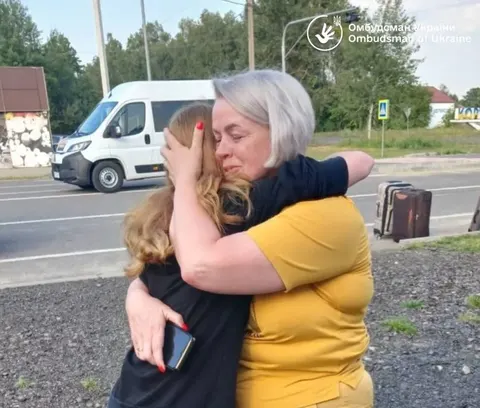 Ще п'ятеро підлітків повернулися з окупації: історія 17-річної дівчини