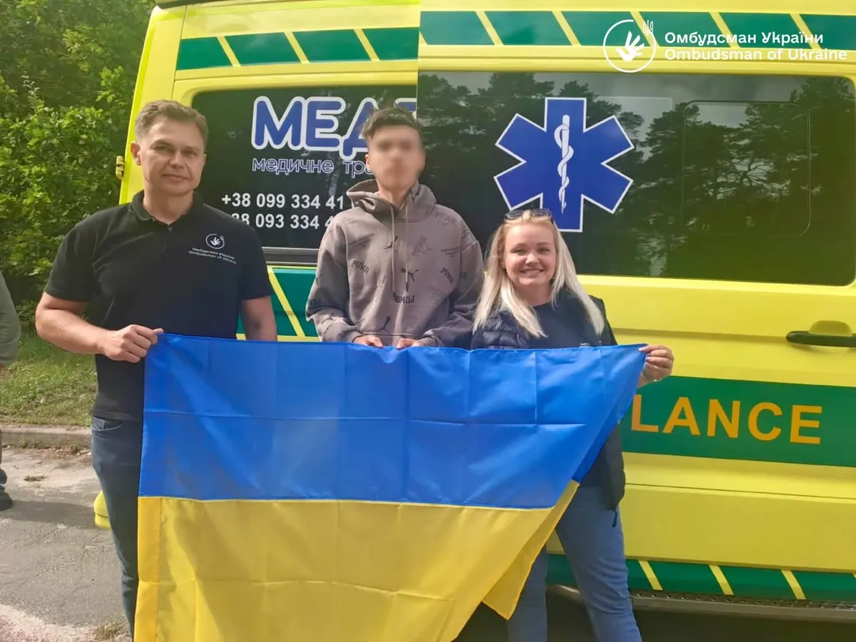 З окупації за два тижні вдалося вивезти 23 українців: серед них діти та пенсіонери