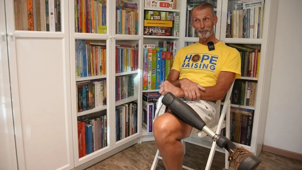 69-річний ветеран з Канади їде велосипедом через усю Україну