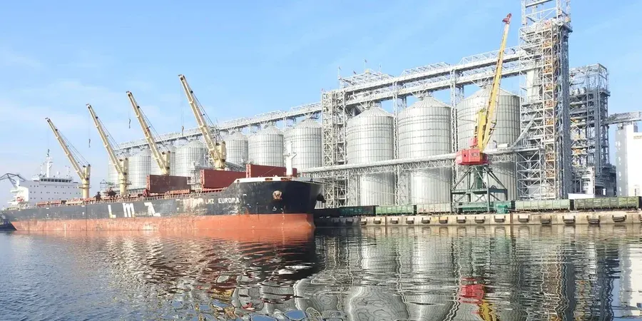 Україна вперше за 20 років поступилася Росії у світовому експорті соняшникової олії