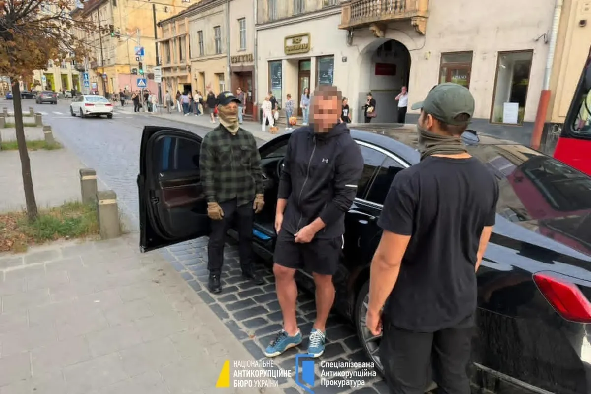 Операція «Карфаген»: посадовця Офісу генпрокурора підозрюють в організації схеми хабарів