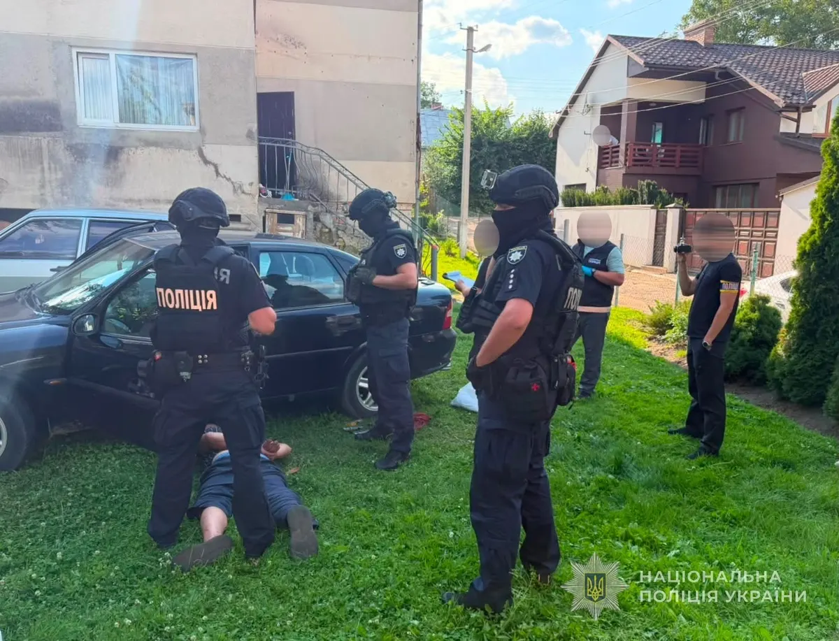 Мама за ґратами: син з колонії організував наркотрафік, а вона пересилала «закладки»