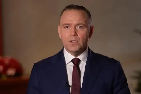 Навроцький: Польща підтримує Україну, але проти "прапорів Бандери"
