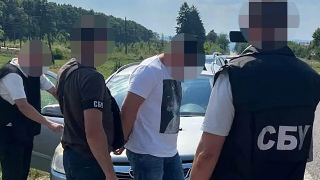 Втеча за 11 тисяч євро: на Львівщині затримали організатора переправлення