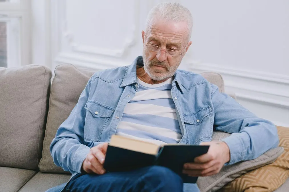 Пенсіонерам 70+ доплатять від 300 до 570 гривень: хто саме отримає гроші