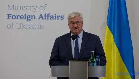Сибіга: РФ знищила понад 500 локомотивів, Україна просить партнерів про допомогу