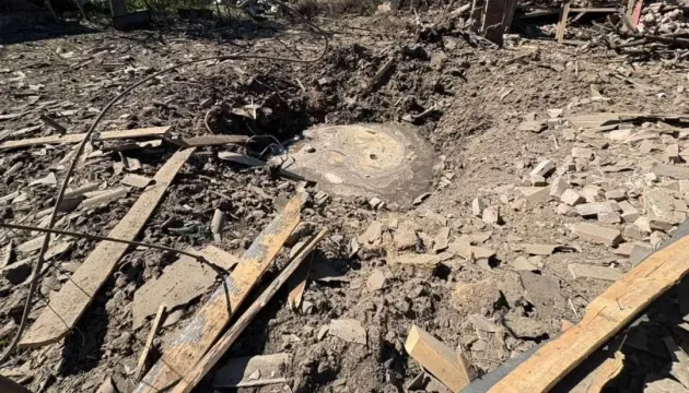 Авіаудар по Слов'янську: загинув чоловік, жінка поранена