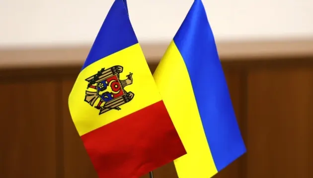 У Кишиневі зібралися понад 35 лідерок з України та Молдови