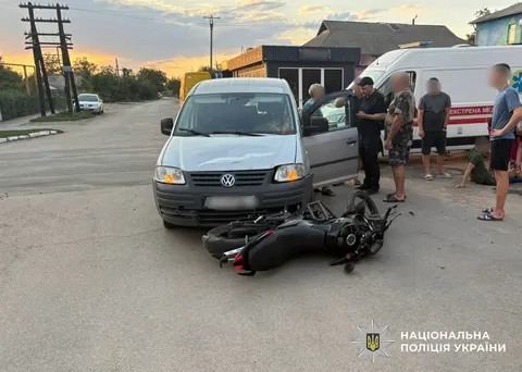На Миколаївщині 16-річний мотоцикліст потрапив у ДТП: його госпіталізували