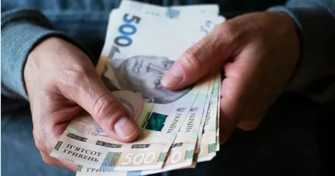 Доплати до пенсій у серпні: хто отримає від 300 до 3100 гривень