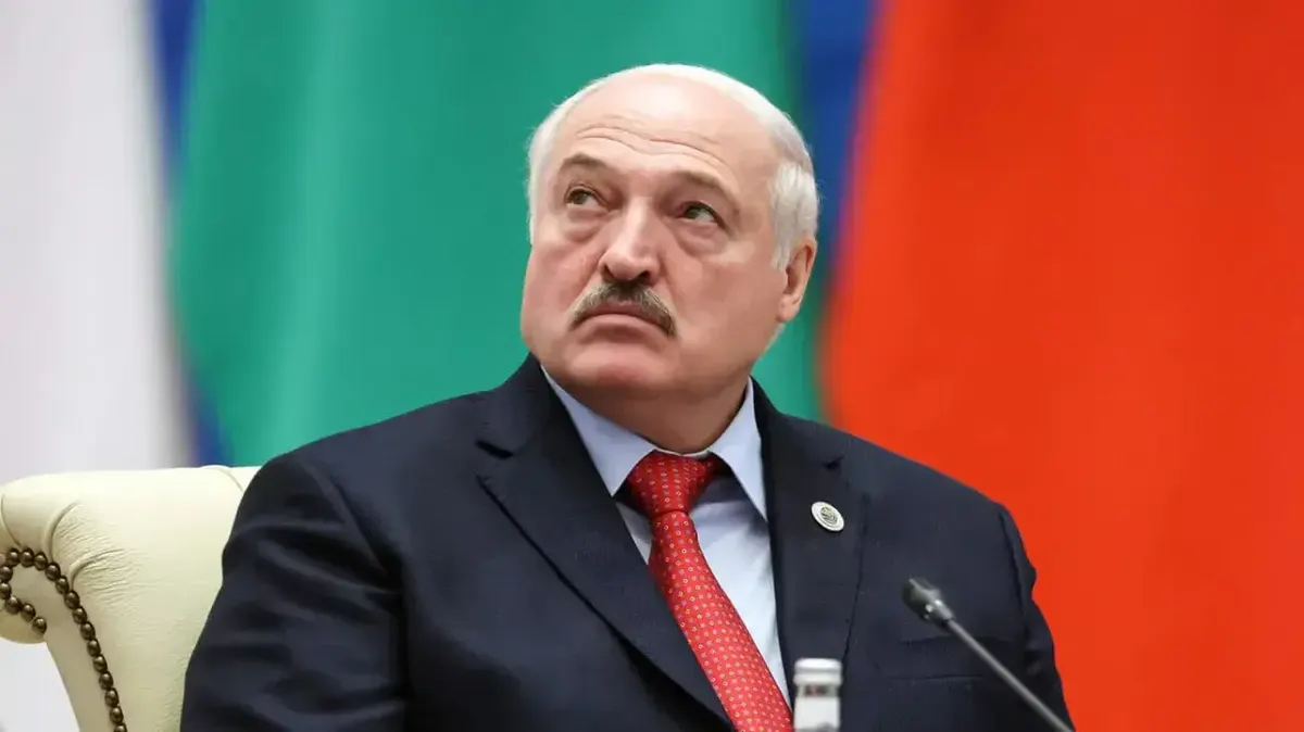 Лукашенко знову лякає: у Білорусі раптова перевірка армії