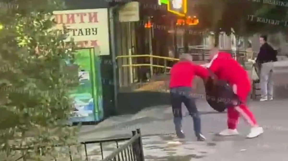 На Північному в Дніпрі побилися через собаку: що кажуть у поліції