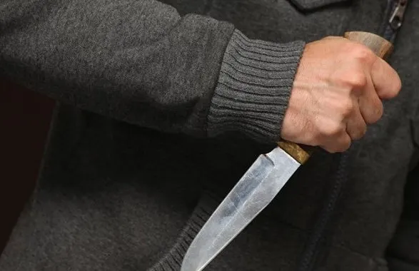 На Волині водій вантажівки вбив колегу ножем на АЗС — справу передали до суду