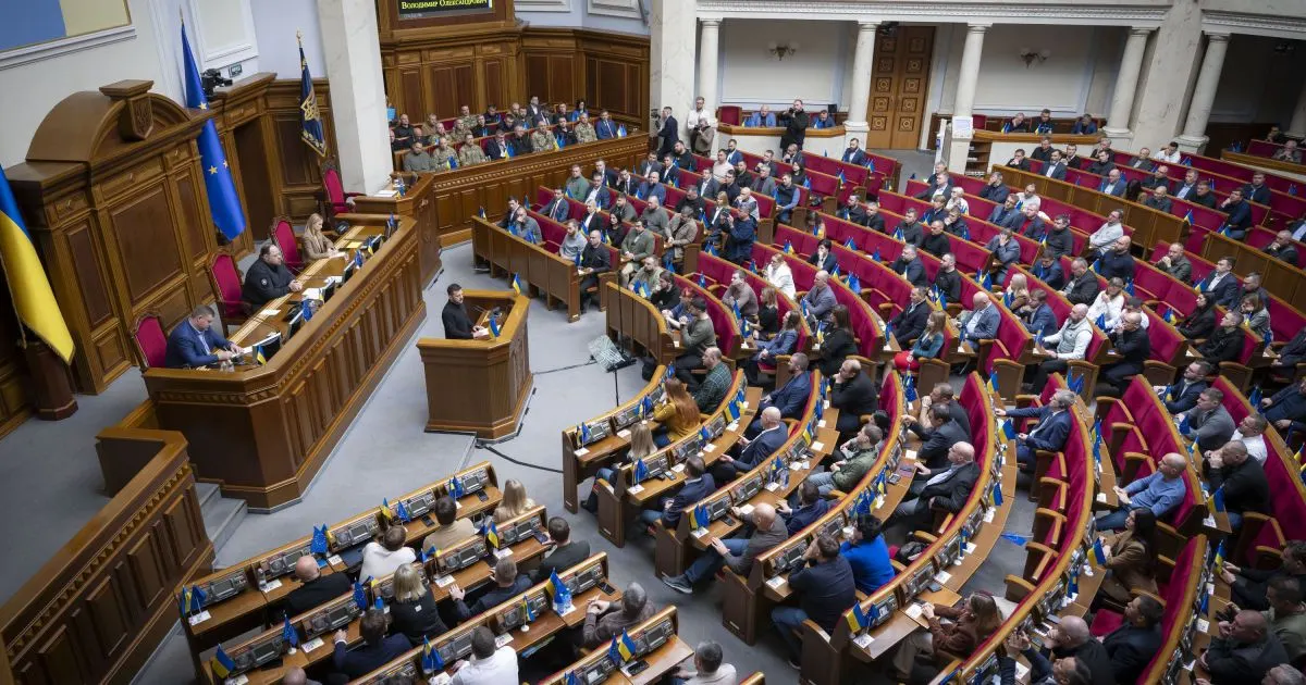 Рада ухвалила закон проти шахрайських колцентрів: до 12 років за ґратами